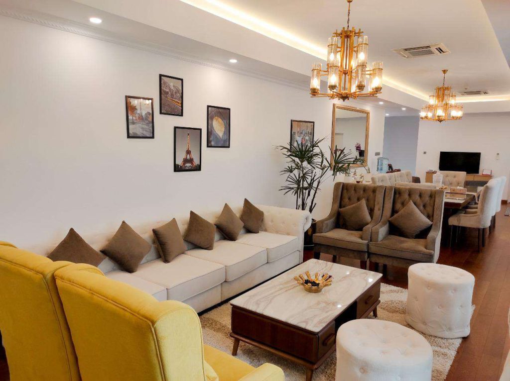 Luxurious Penthouse For Sale – 5 Bed – Koswatta