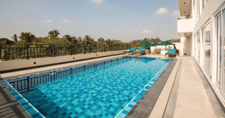 Private Pool 