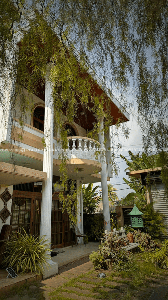 Thalawathugoda Hokandara 10Perch House For Sale